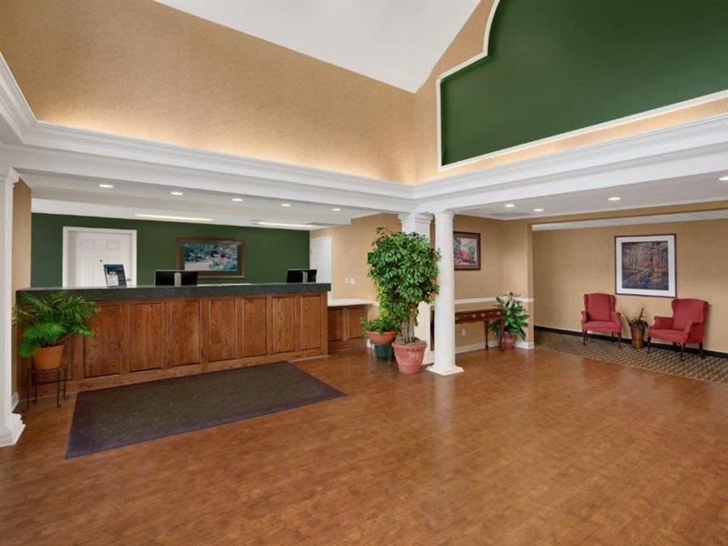 Comfort Inn Martinsville Bagian luar foto